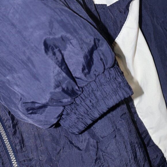 Vintage Puma Windbreaker Jacket – Navy / White (Men’s M) - Picture 7 of 11